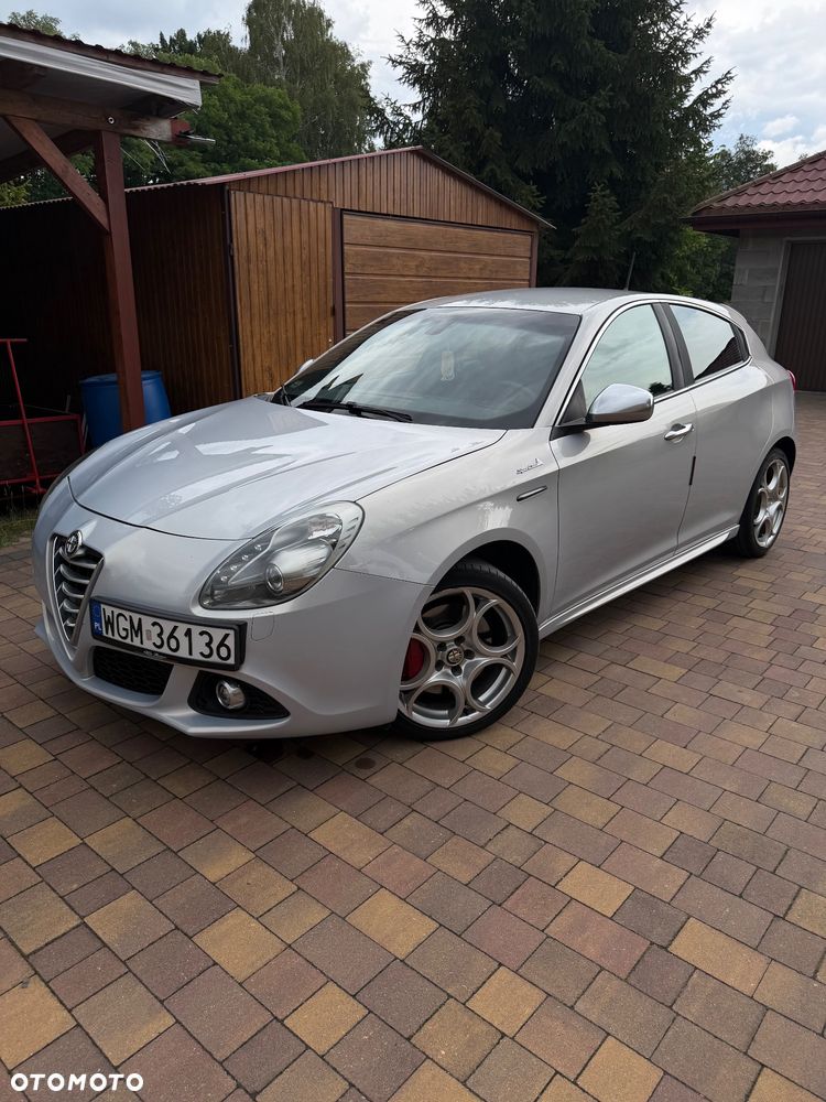 Alfa Romeo Giulietta 2.0 JTDM Exclusive EU6 - 1