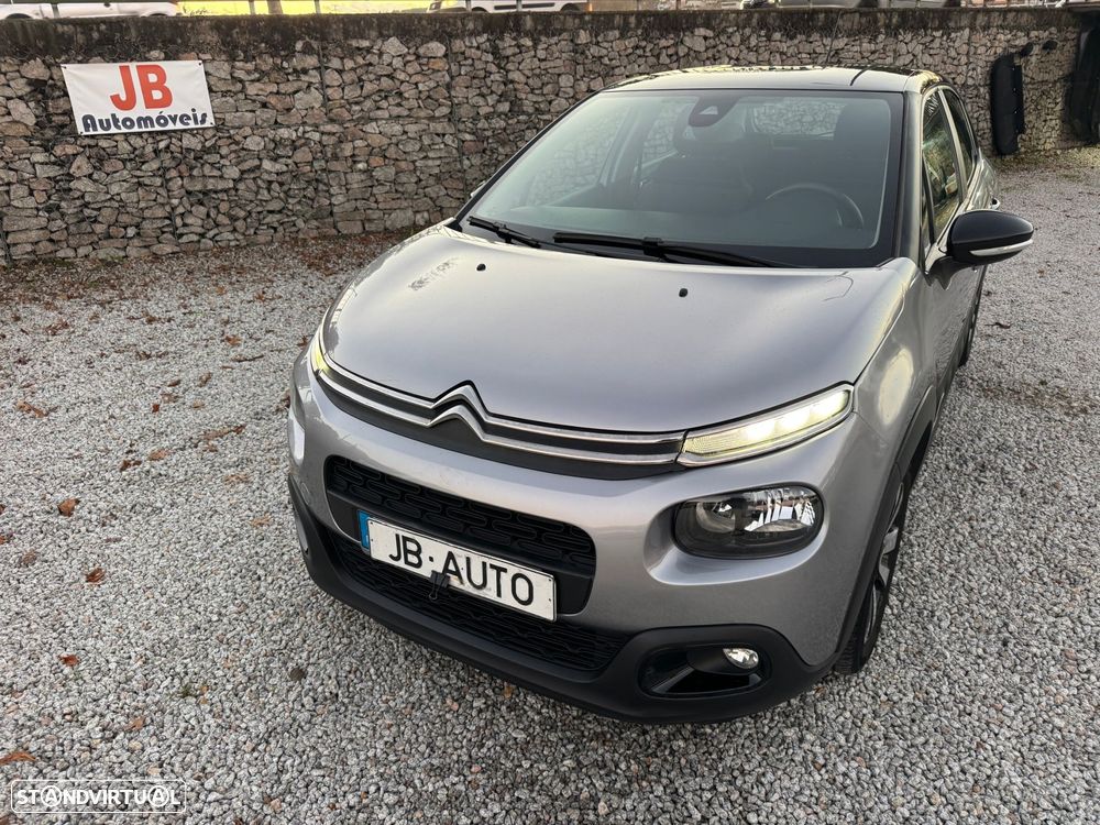 Citroën C3 1.2 PureTech Shine - 2