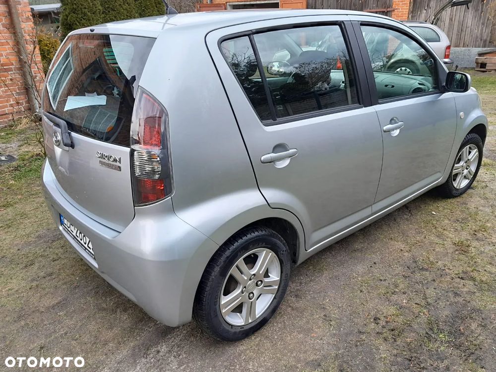 Daihatsu Sirion 1.3 - 2