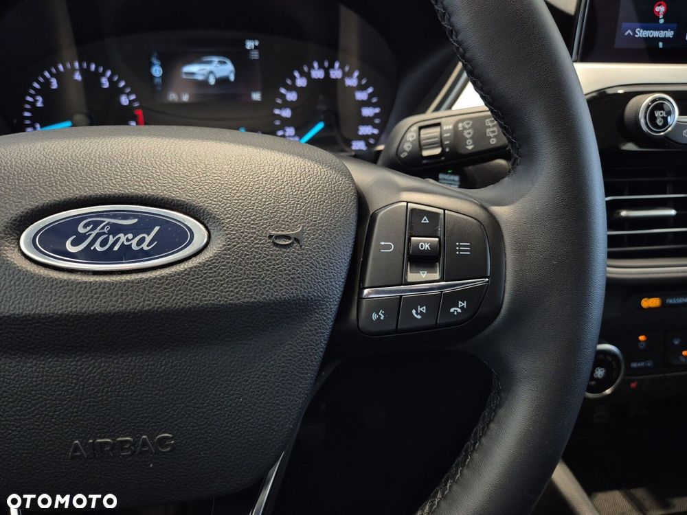 Ford Kuga - 18