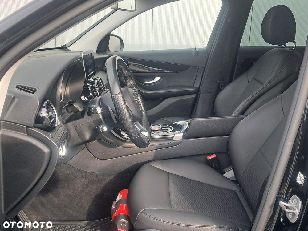 Mercedes-Benz GLC 250 4-Matic - 15