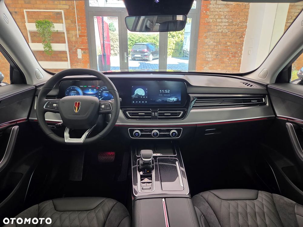 Hongqi HS5 2.0T Executive AWD - 17