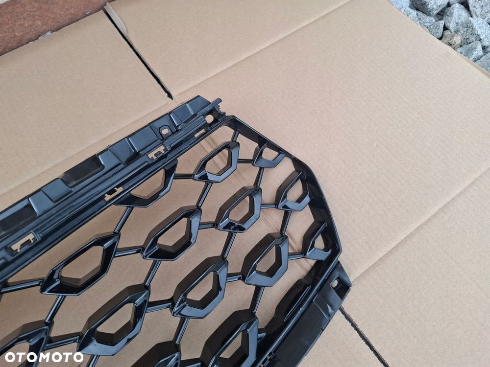 GRILL ATRAPA KIA SORENTO 4 IV ORYGINAŁ ŁADNY STAN - 1