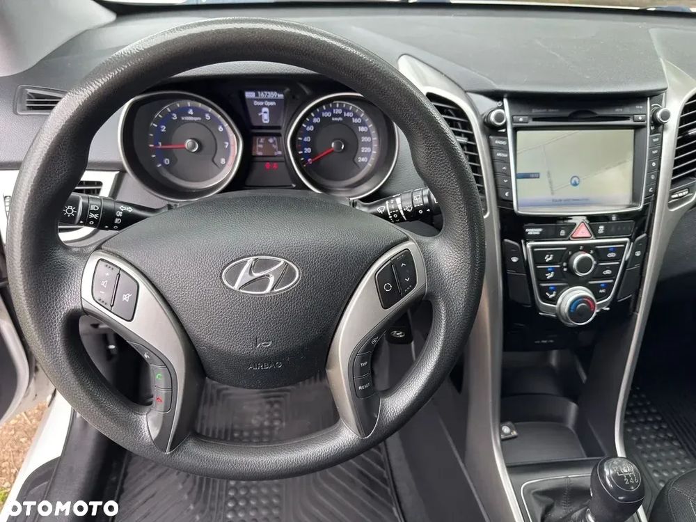 Hyundai i30 - 15