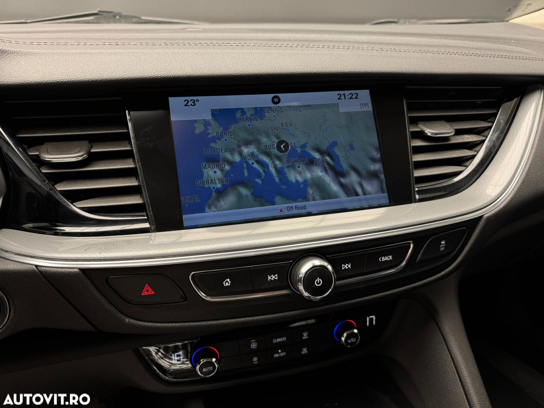 Opel Insignia - 6