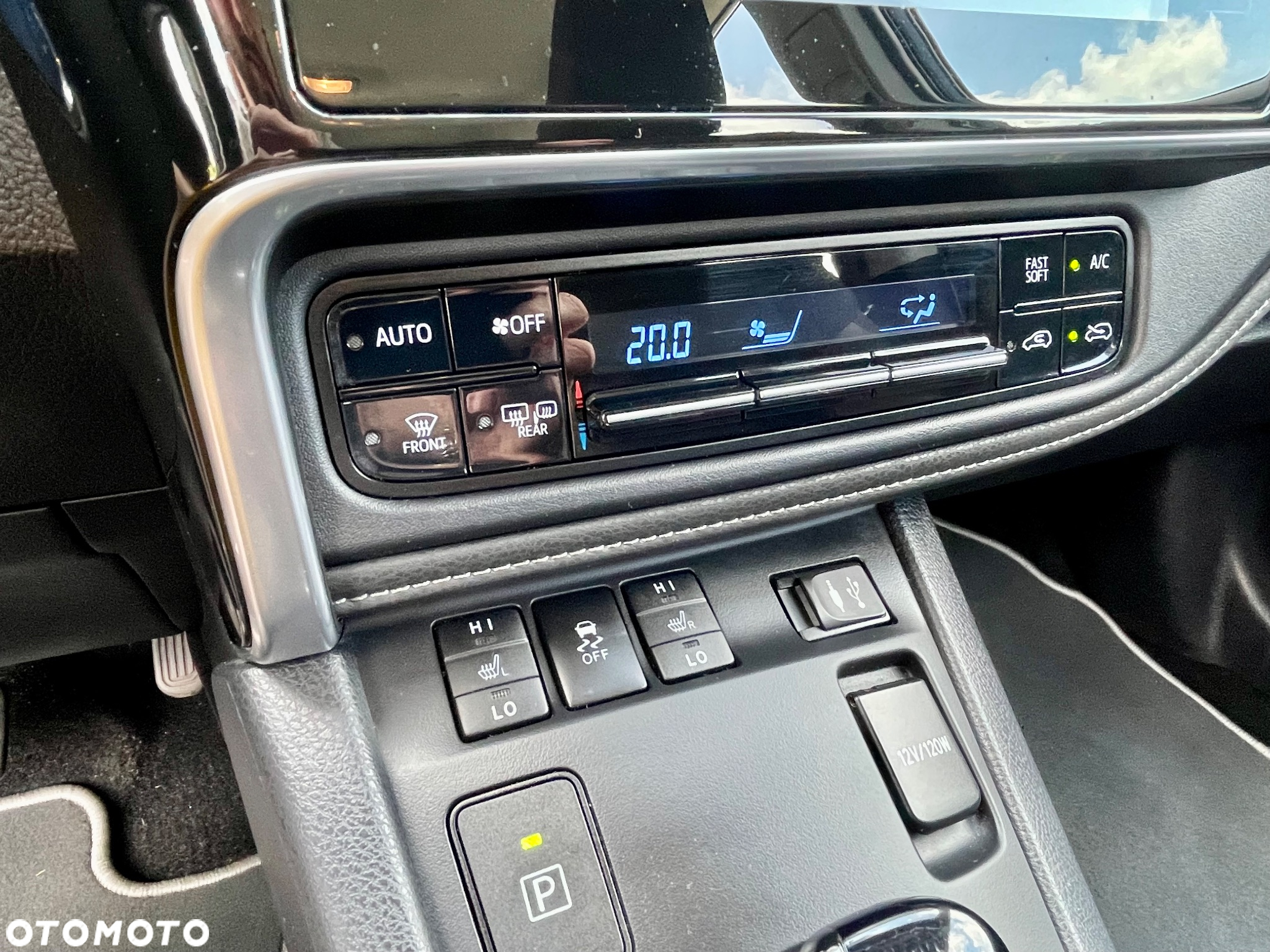 Toyota Auris Hybrid 135 Premium - 18
