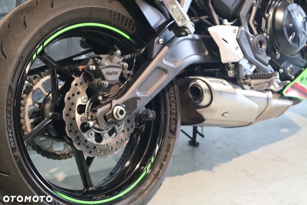 Kawasaki Ninja - 19