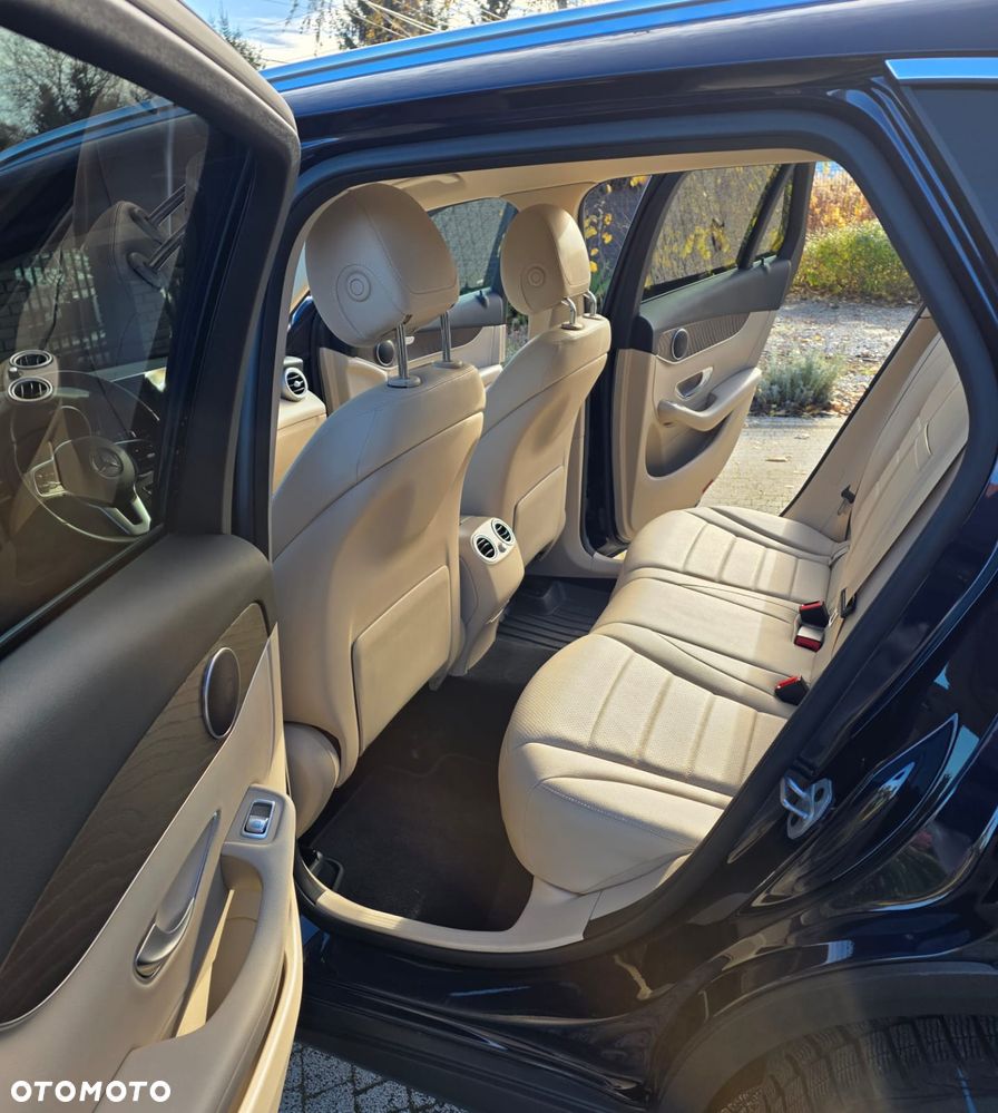 Mercedes-Benz GLC 200 d Business Edition - 4