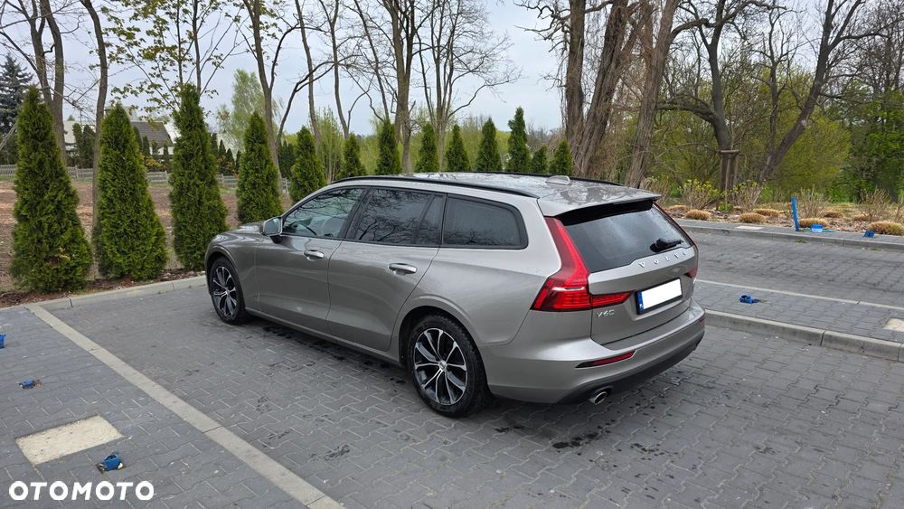 Volvo V60 D4 SCR Momentum - 10