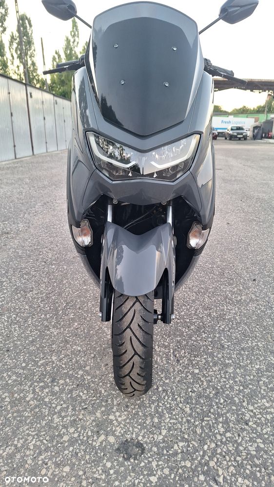 Yamaha NMAX - 21