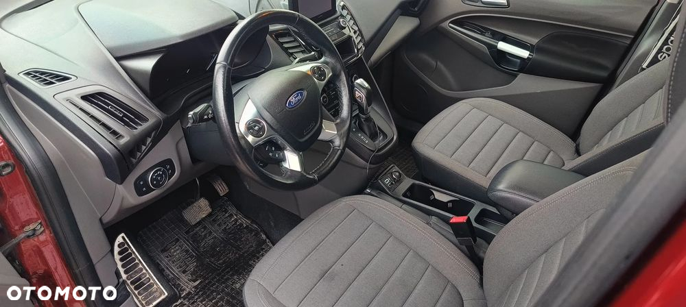 Ford Tourneo Connect - 12