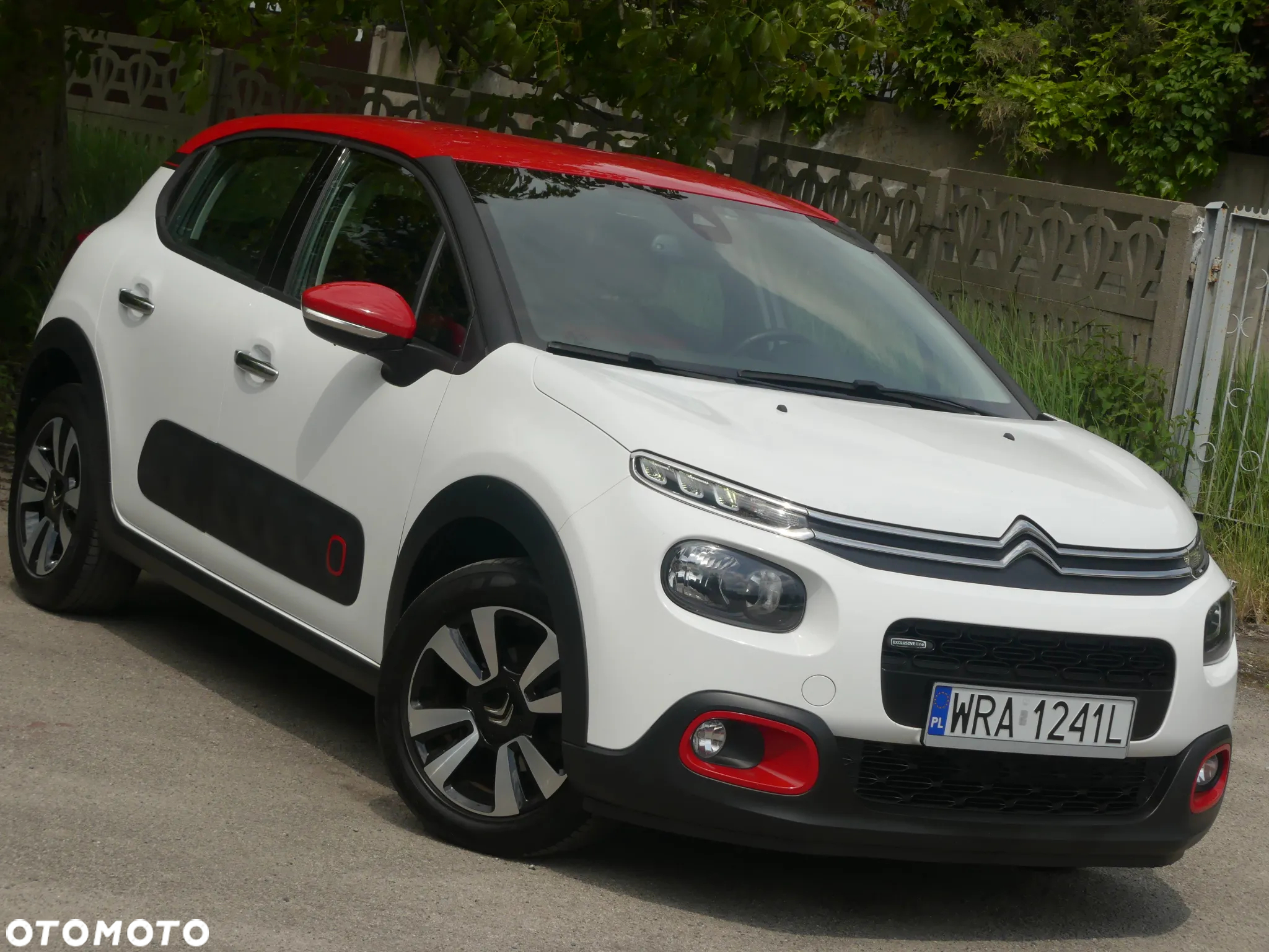 Citroën C3 Pure Tech 82 SHINE - 2