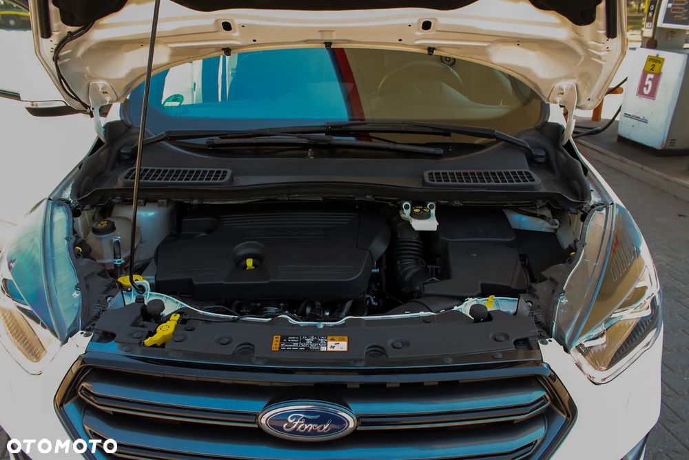 Ford Kuga 2.0 TDCi AWD ST-Line - 19