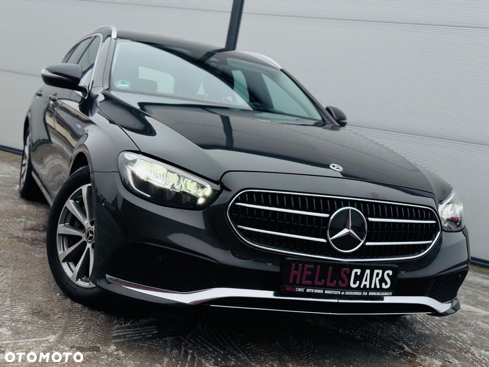 Mercedes-Benz Klasa E 200 9G-TRONIC Exclusive - 1