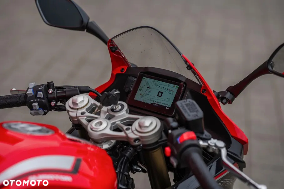 QJMOTOR SRK 125R - 10