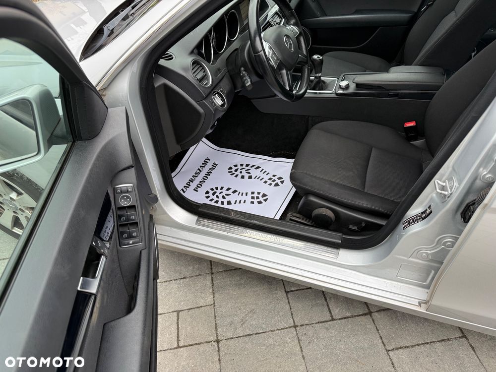 Mercedes-Benz Klasa C 200 CDI DPF (BlueEFFICIENCY) - 11