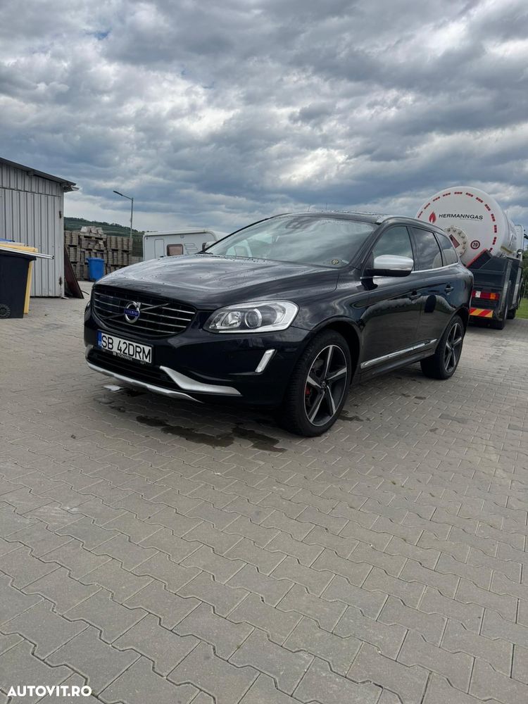 Volvo XC 60 D5 AWD Aut. RDesign - 3