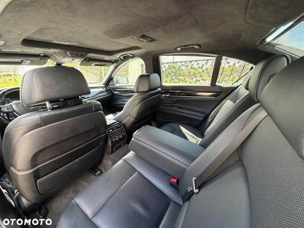 BMW Seria 7 740d xDrive Edition Exclusive - 4