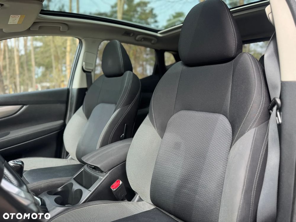 Nissan Qashqai 1.2 DIG-T N-Vision EU6 - 18