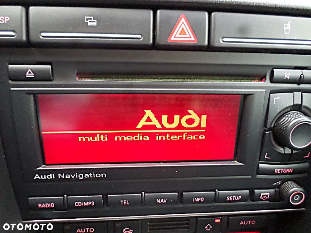 Audi A4 Limousine 1.8T - 12