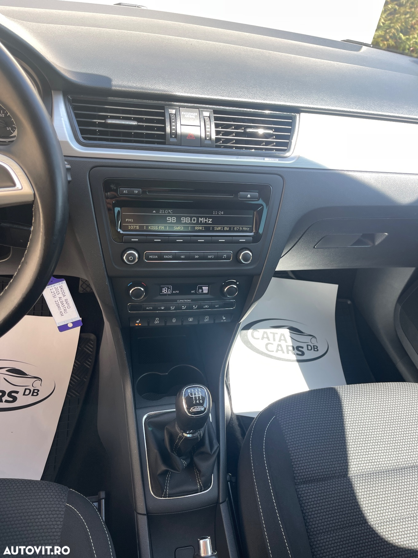 Skoda RAPID 1.2 TSI Ambition - 33