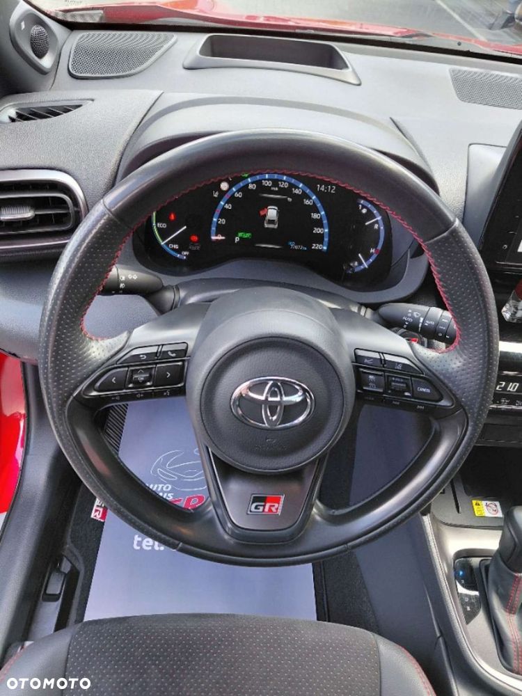 Toyota Yaris Cross - 14