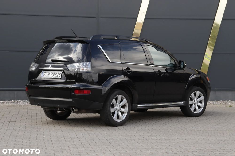 Mitsubishi Outlander 2.0 2WD Invite - 12
