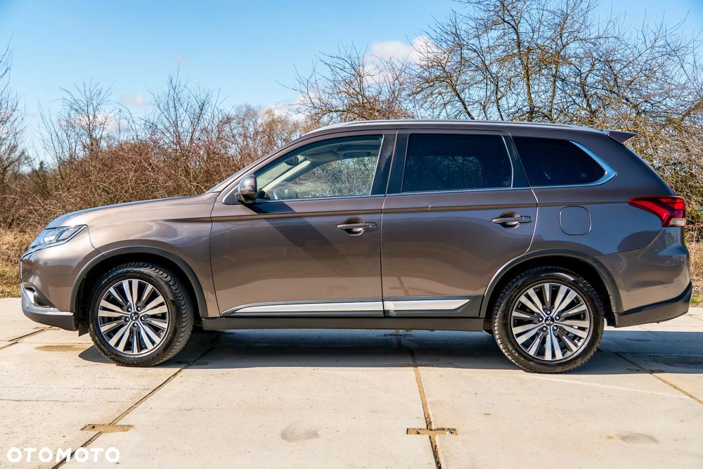 Mitsubishi Outlander 2.0 Intense 2WD CVT - 8