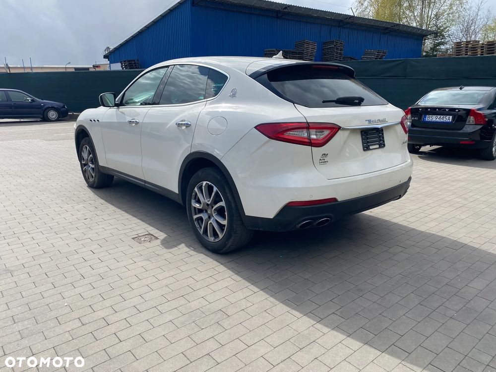 Maserati Levante Q4 - 4