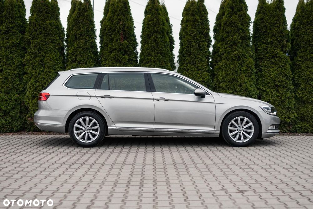 Volkswagen Passat - 8