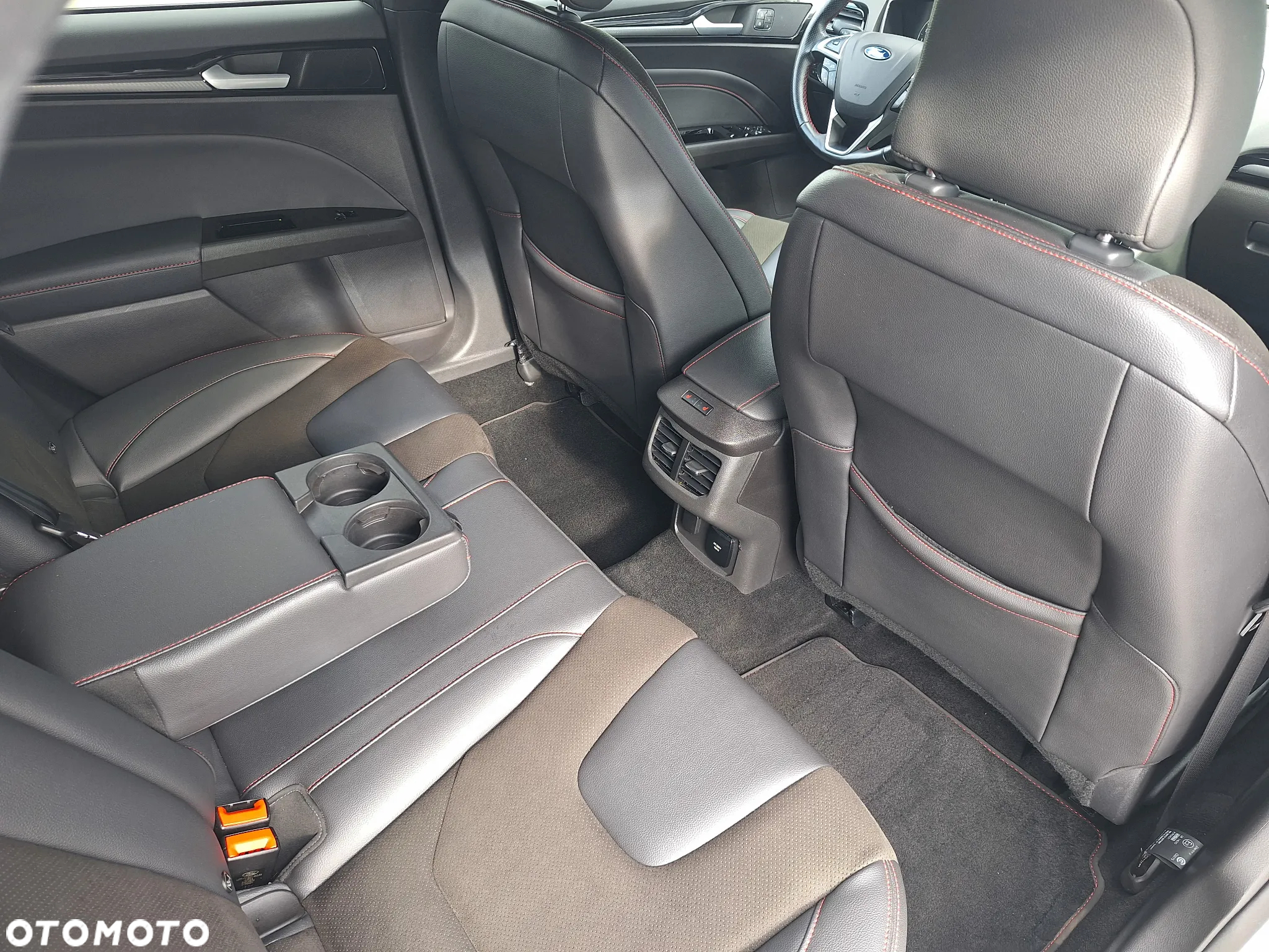 Ford Mondeo 2.0 EcoBlue ST-Line X - 25