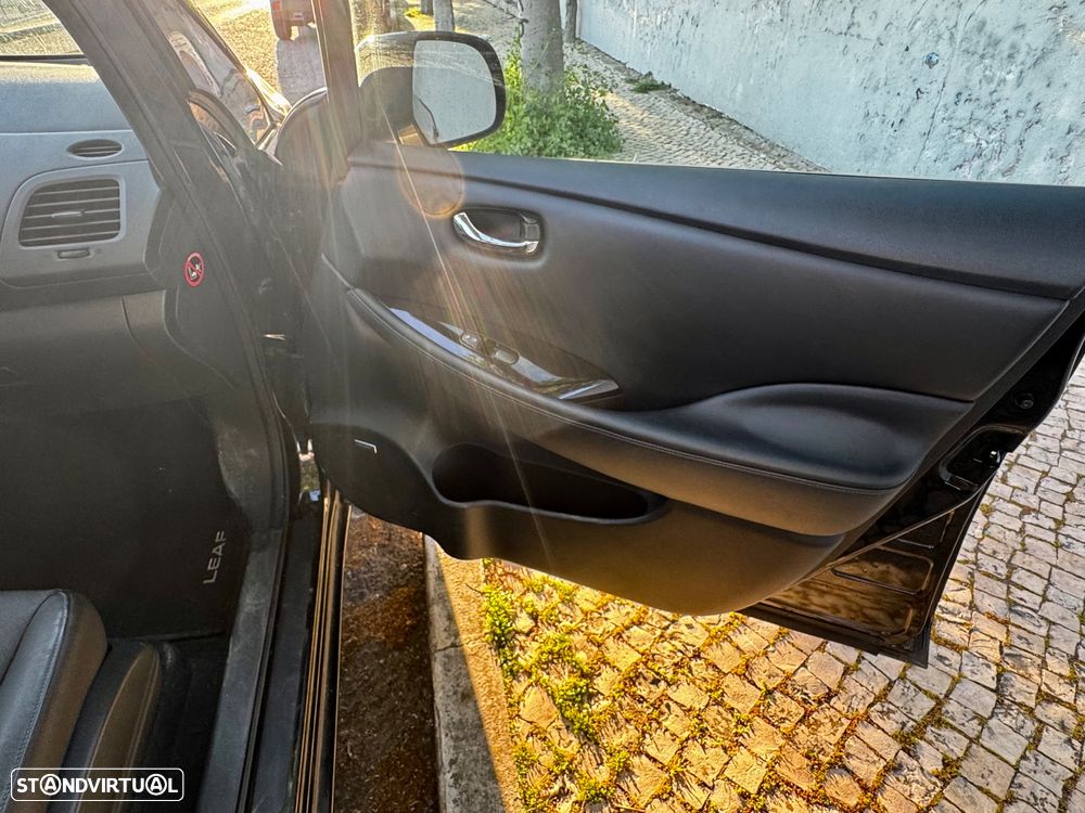 Nissan Leaf 24 kWh (c/ Bateria) Tekna - 3