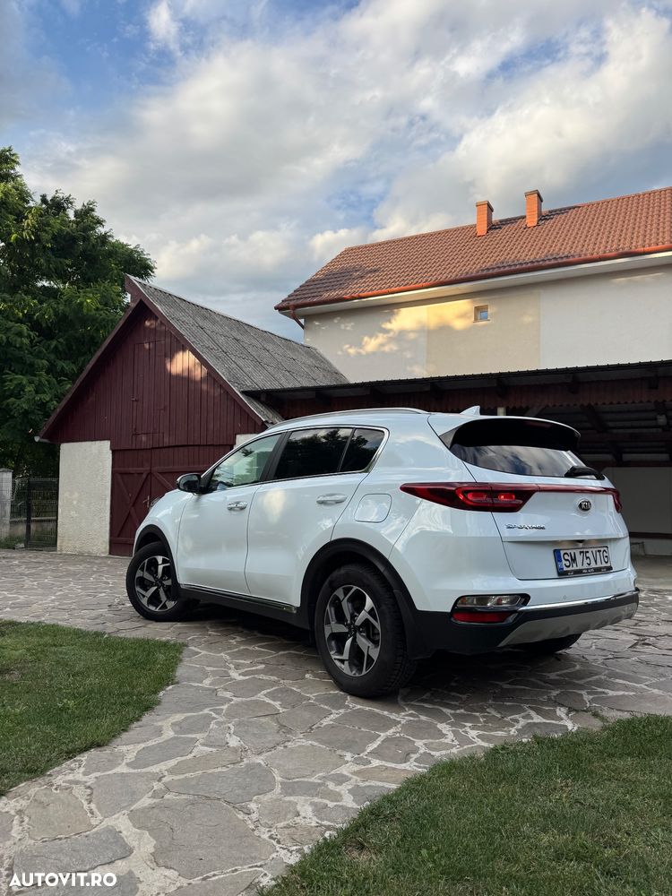 Kia Sportage 1.6 DSL MHEV 7DCT HP 4x2 Style - 3