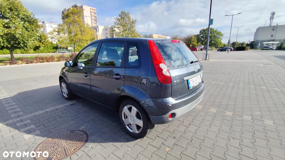 Ford Fiesta 2008 photo 3