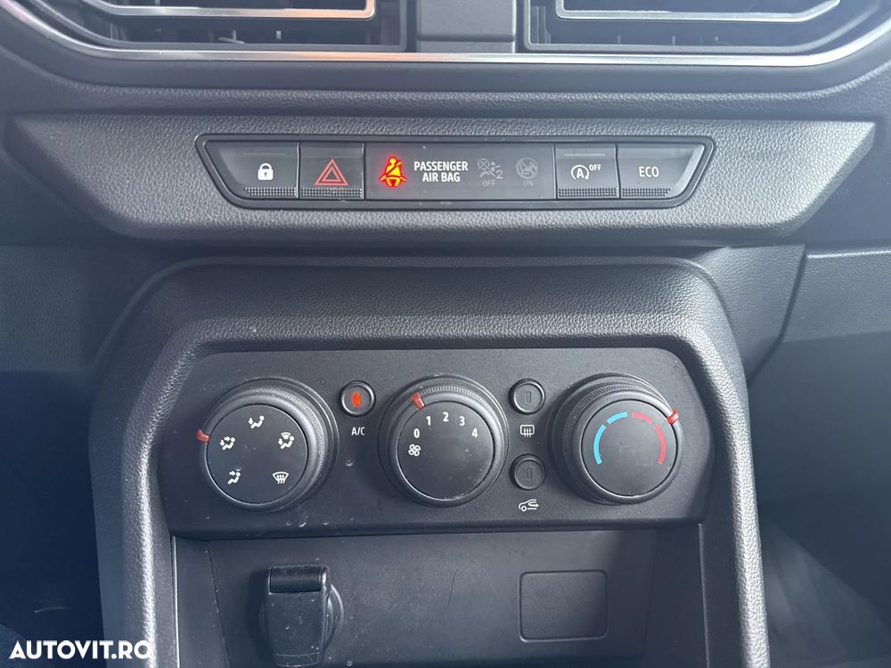 Dacia Logan TCe 90 MT6 Comfort - 18