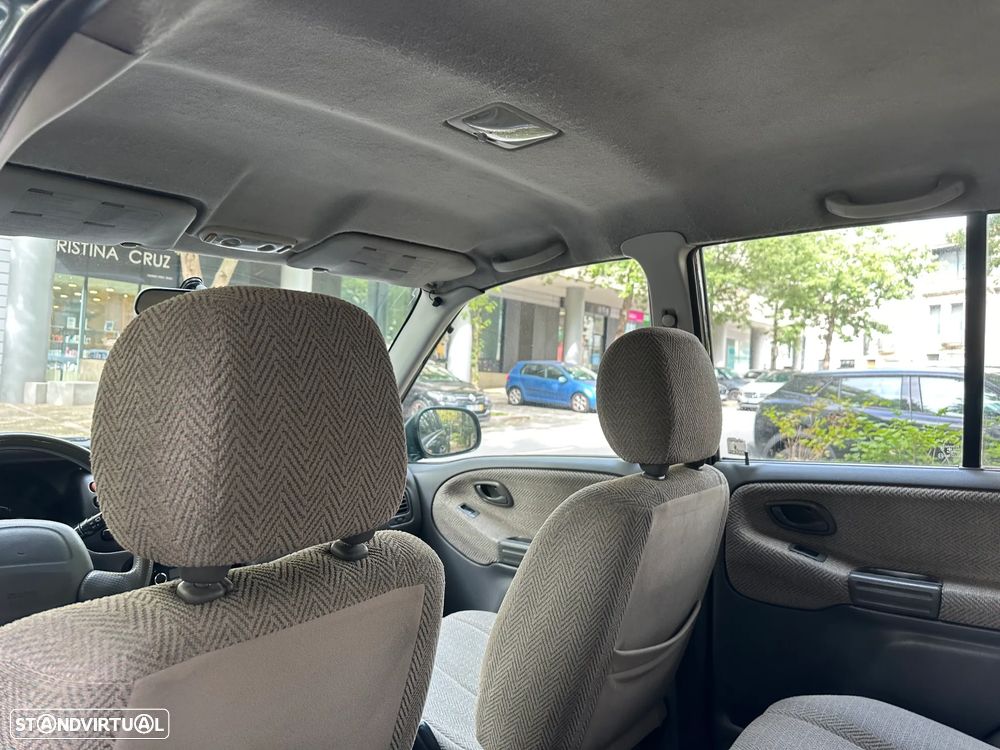 Suzuki Grand Vitara Metal Top 2.0 TDi - 16