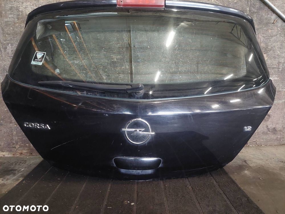 KOMPLETNY TYŁ KLAPA BAGAŻNIKA ZDERZAK TYŁ LAMPY OPEL CORSA D Z20R - 11