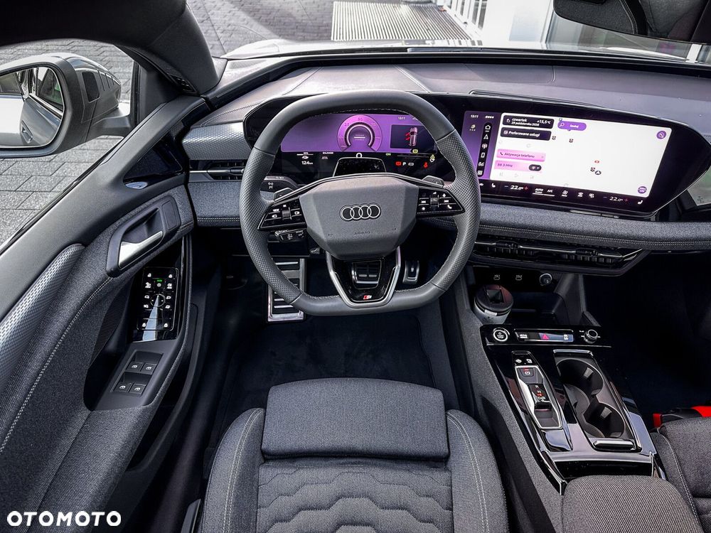 Audi A6 Avant e-tron - 28