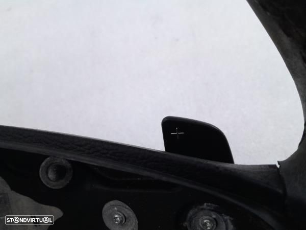 Volante Mercedes-Benz C-Class (W204) - 6