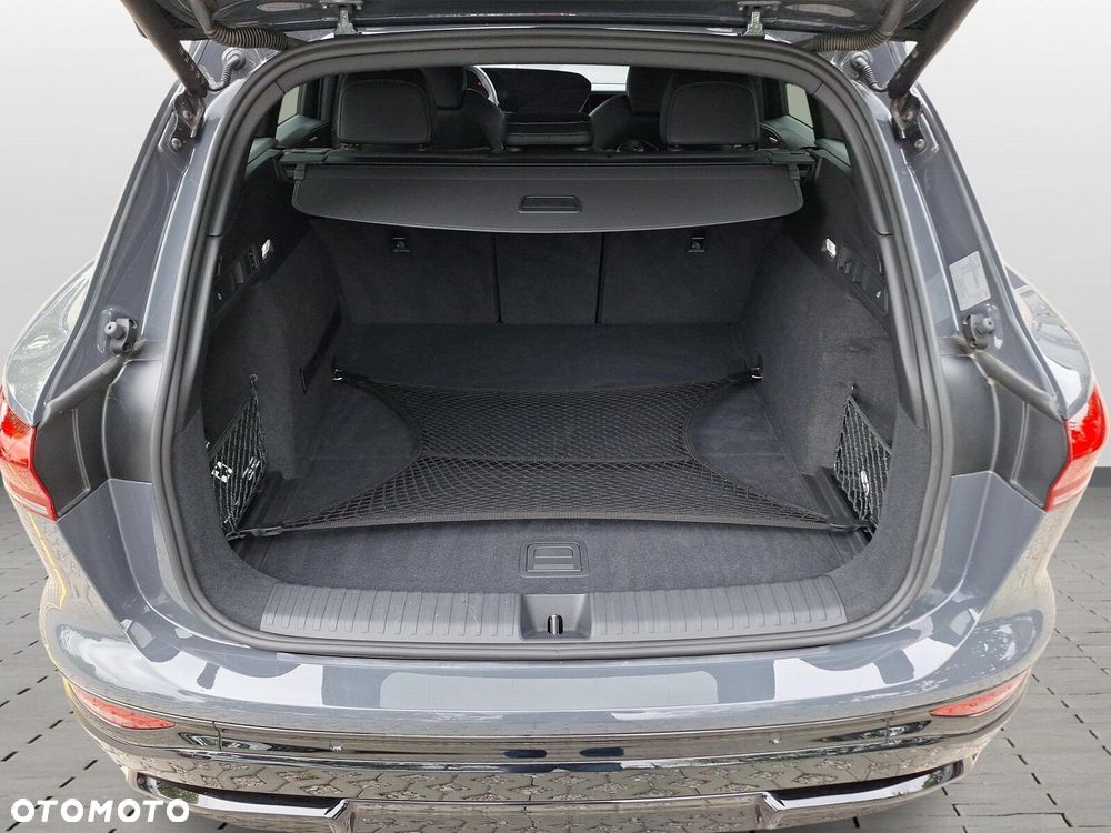 Audi Q6 e-tron - 16