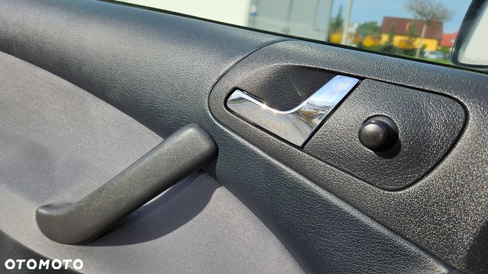 Skoda Octavia 1.4 Tour - 27