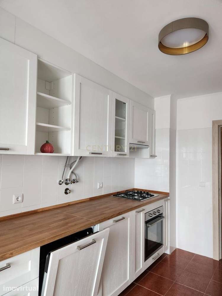 Apartamento T1 - Vista desafogada e Luz natural - Grande imagem: 2/10