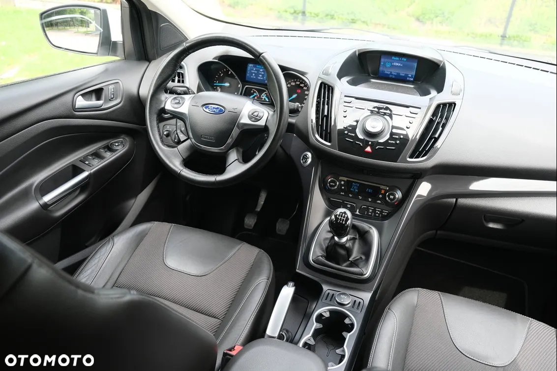 Ford Kuga 2.0 TDCi 4x4 Titanium - 28