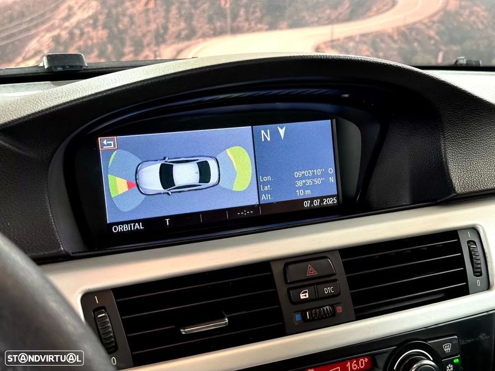 BMW 320 d Coupe Auto - 27