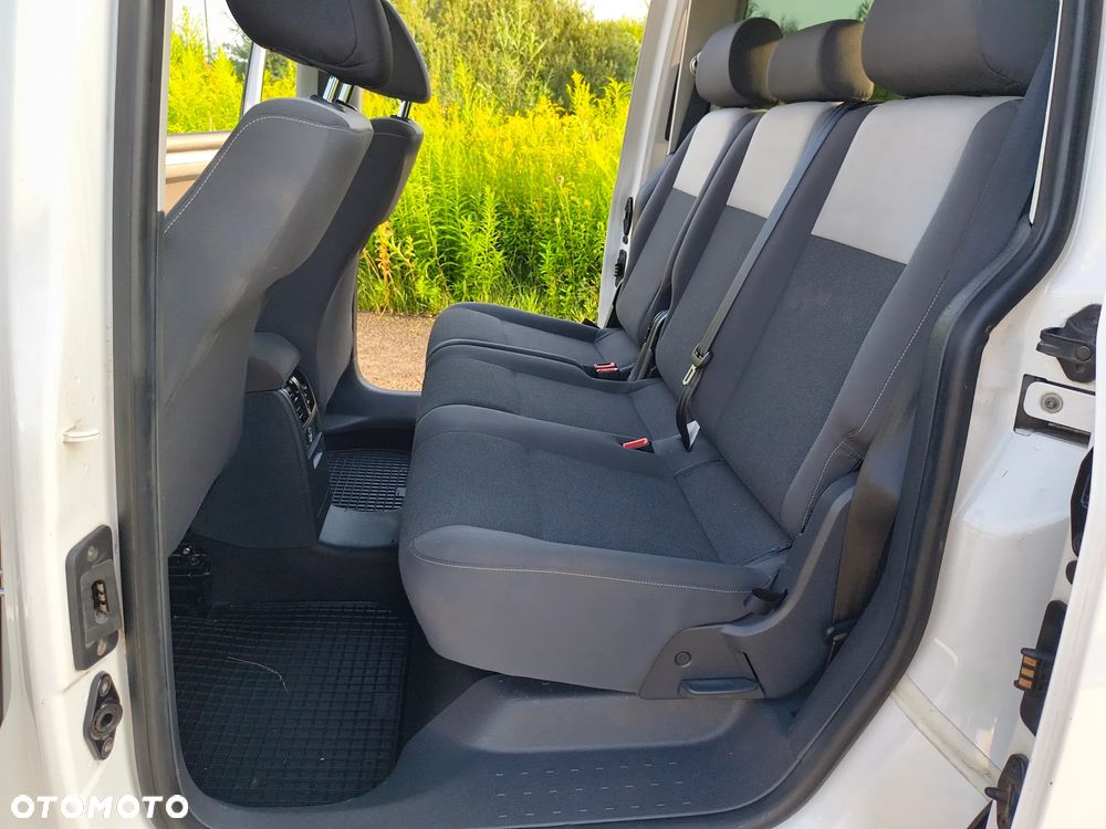 Volkswagen Caddy Comfortline 4Motion - 23