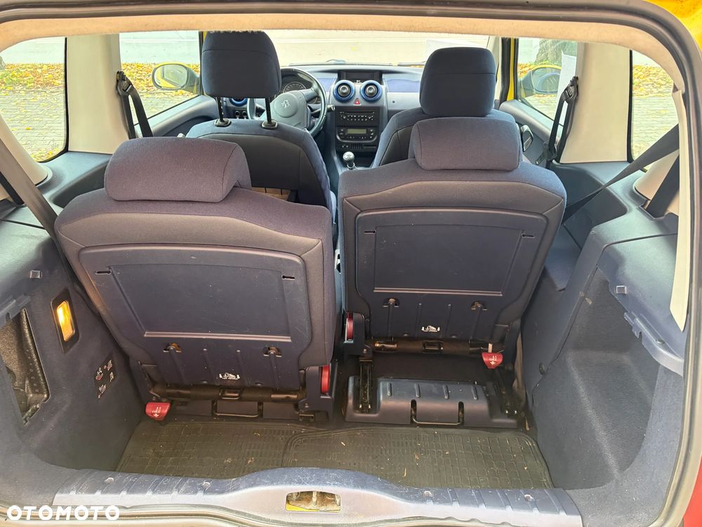 Peugeot 1007 - 9