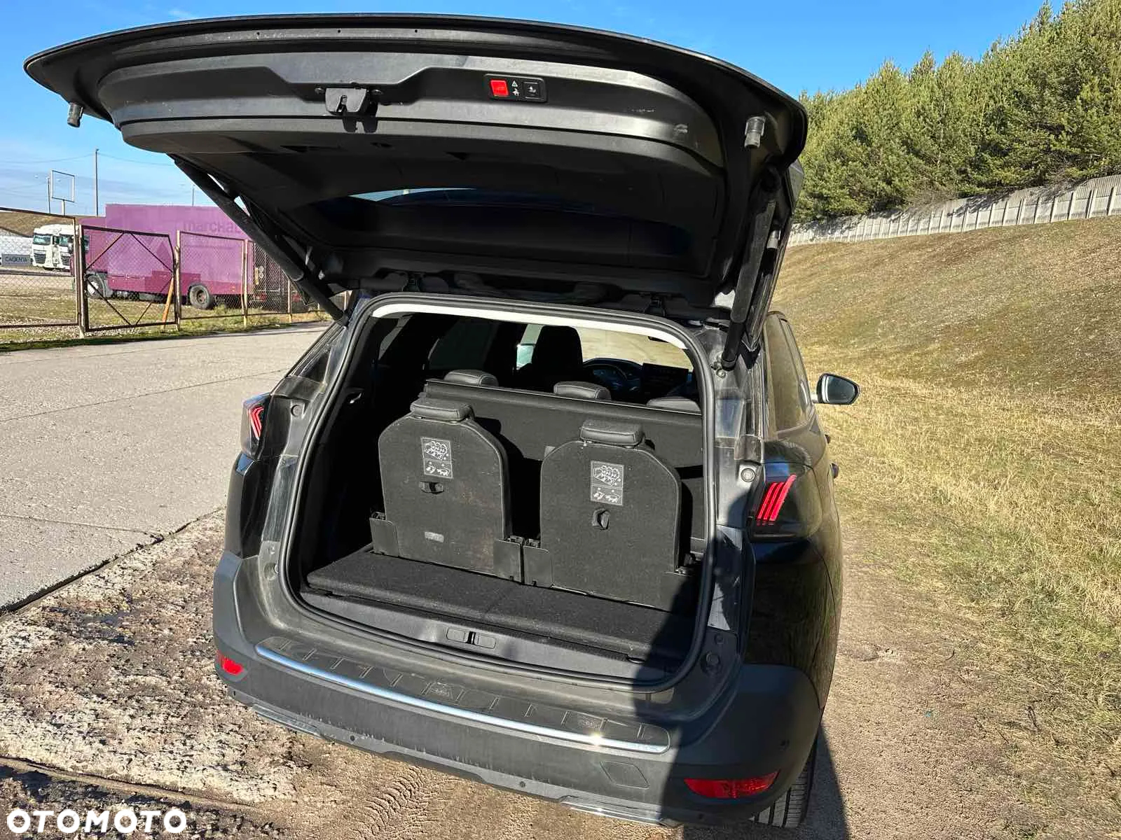 Peugeot 5008 1.5 BlueHDi Allure S&S EAT8 - 13
