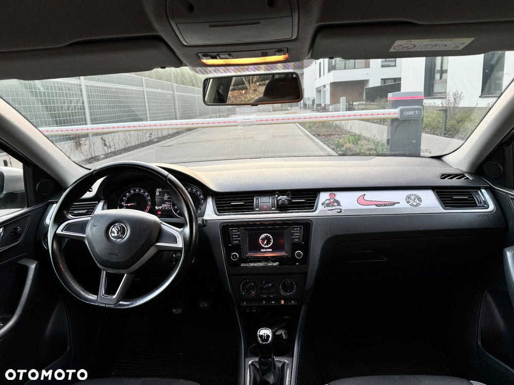 Skoda RAPID 1.6 TDI DPF Ambition - 9