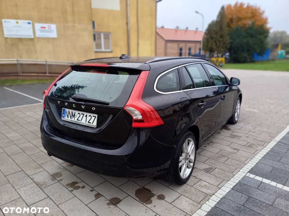 Volvo V60 DRIVe Summum - 5
