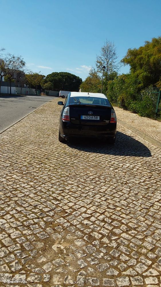 Toyota Prius 1.5 VVT-i HSD Sol - 1